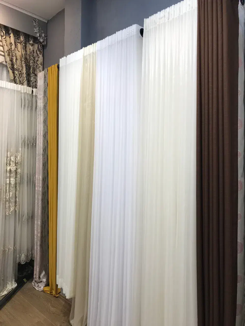 توجه توجه  پرده آماده|پرده، رانر، رومیزی|رشت, سعدی (تختی)|دیوار