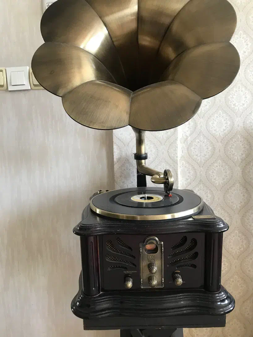 گرامافون والتر|صنایع دستی و سایر لوازم تزئینی|قزوین, |دیوار