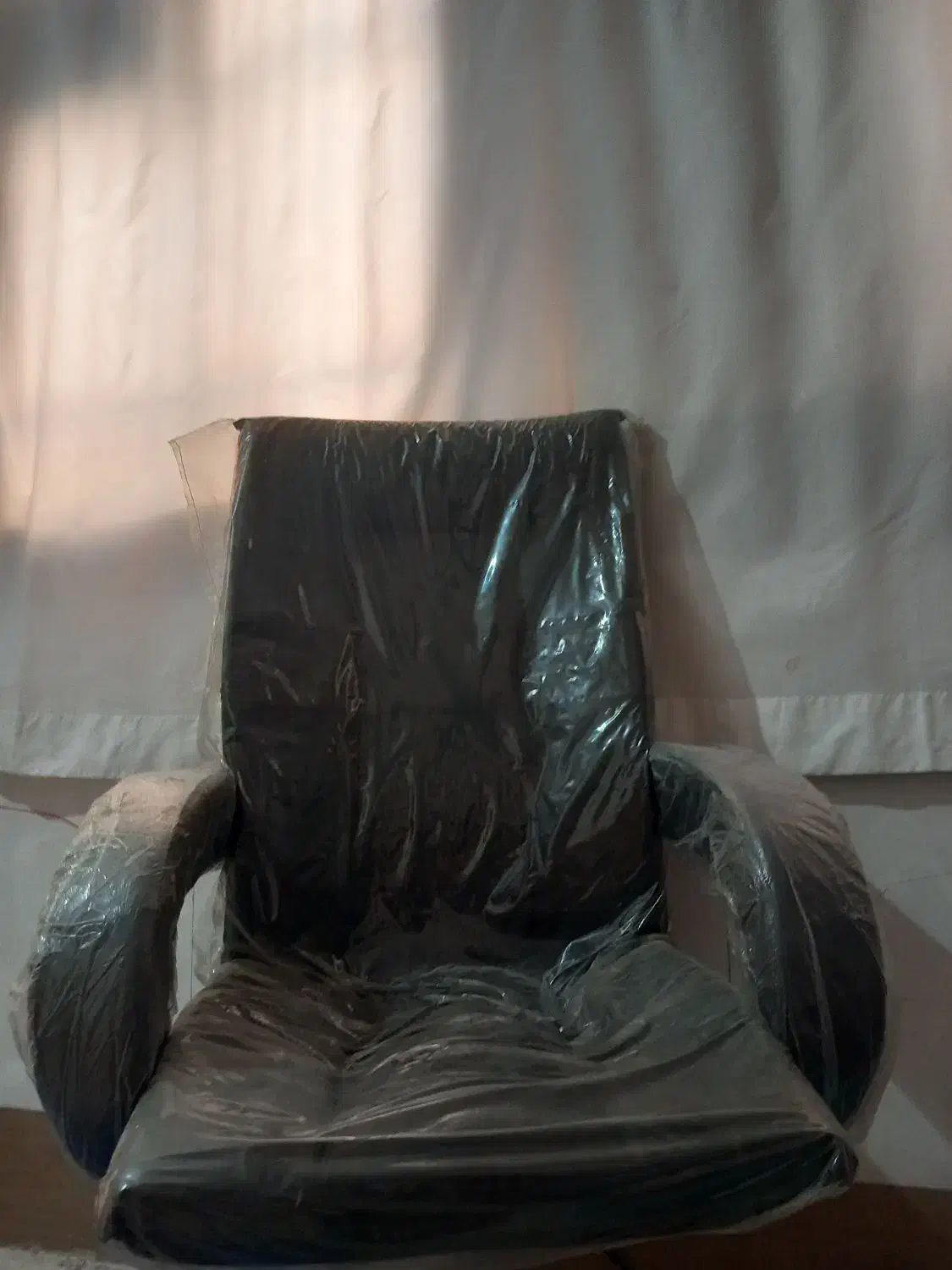 صندلی|صندلی و نیمکت|قم, نیروگاه|دیوار