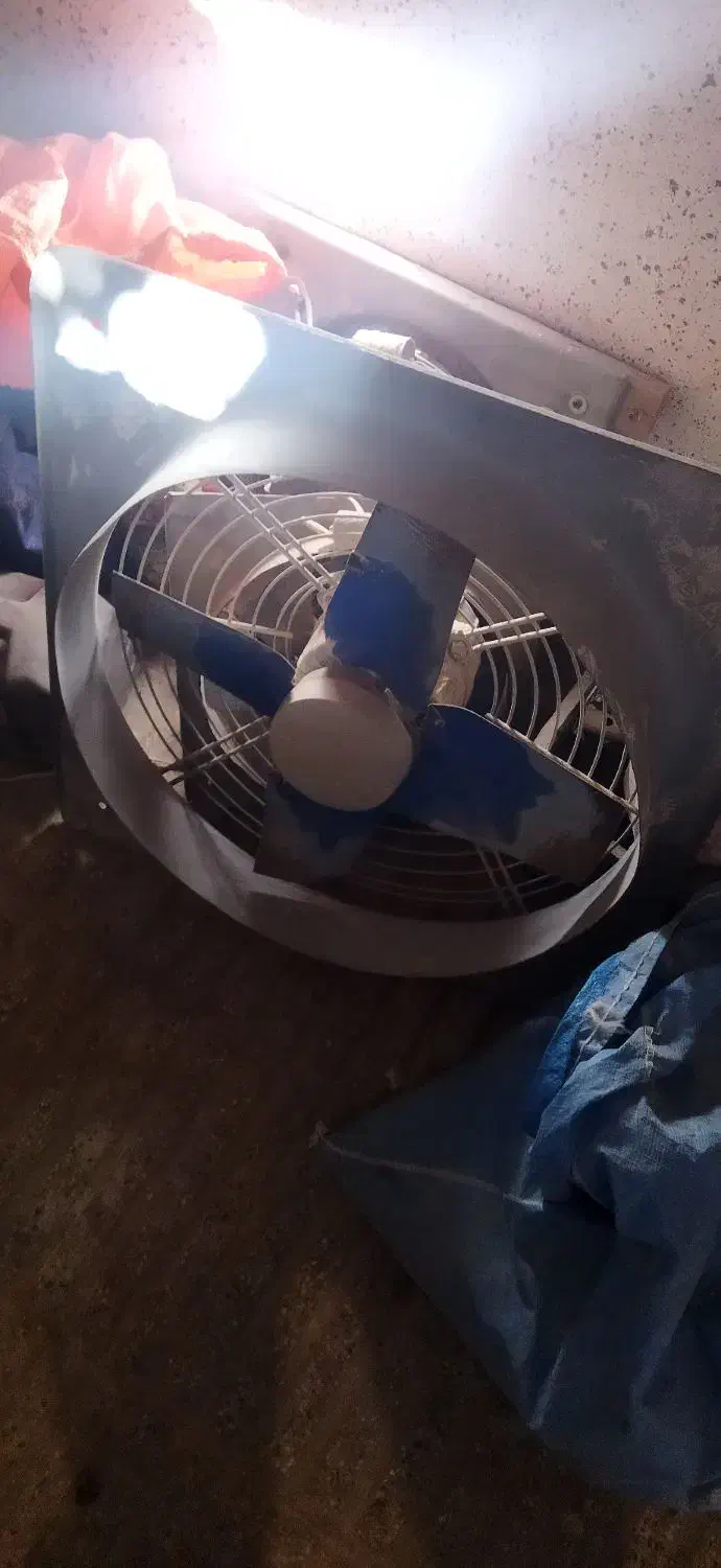 تهویه ۶۰ در ۶۰ دمنده|پنکه و تصفیهکنندهٔ هوا|گرگان, |دیوار