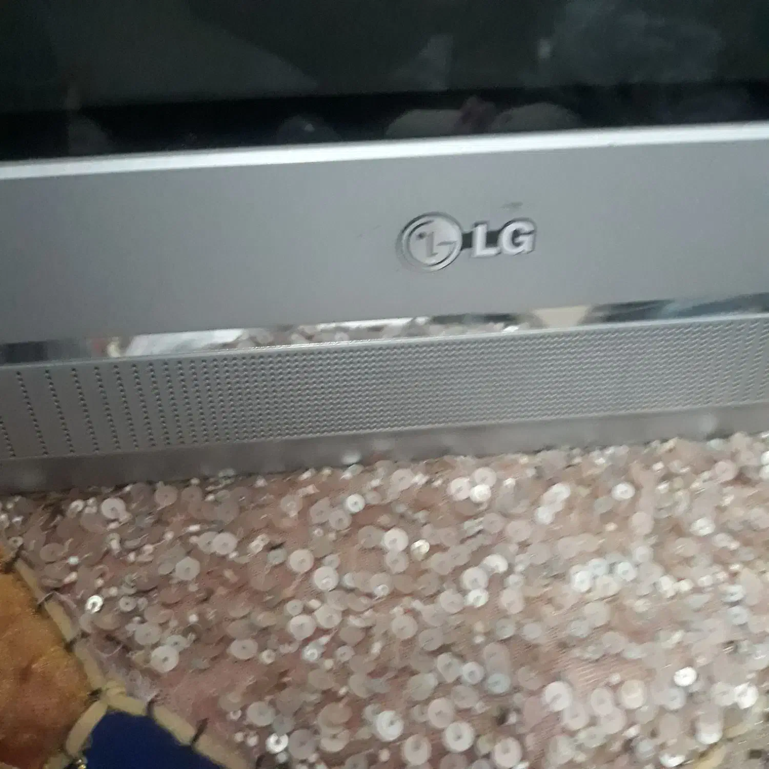 تلویزیون ال جی|تلویزیون و پروژکتور|آمل, |دیوار