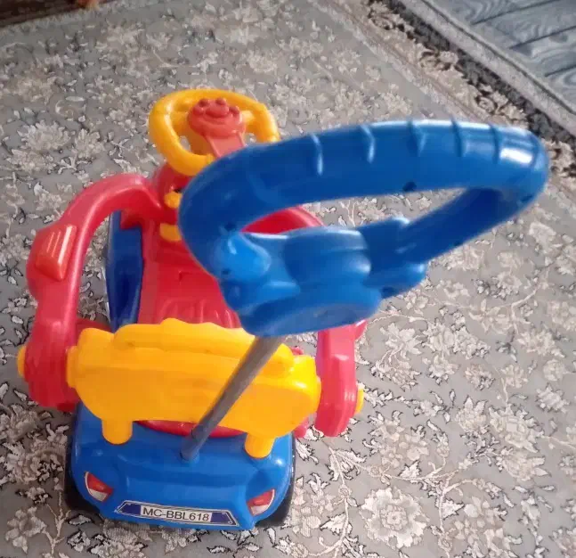 ماشین کودک درحدنو|اسباب‌بازی بچه|سراوان, |دیوار