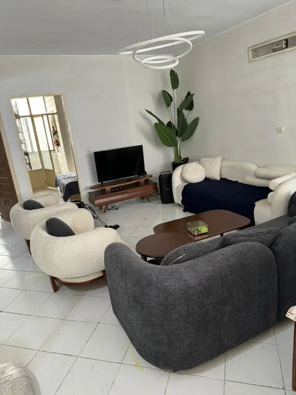 85 متر / دو خواب /با پارکینگ