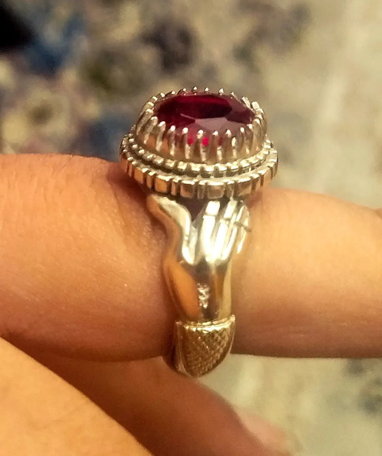 انگشتر یاقوت سرخ رکاب دست خدا|جواهرات|شیراز, رازی|دیوار