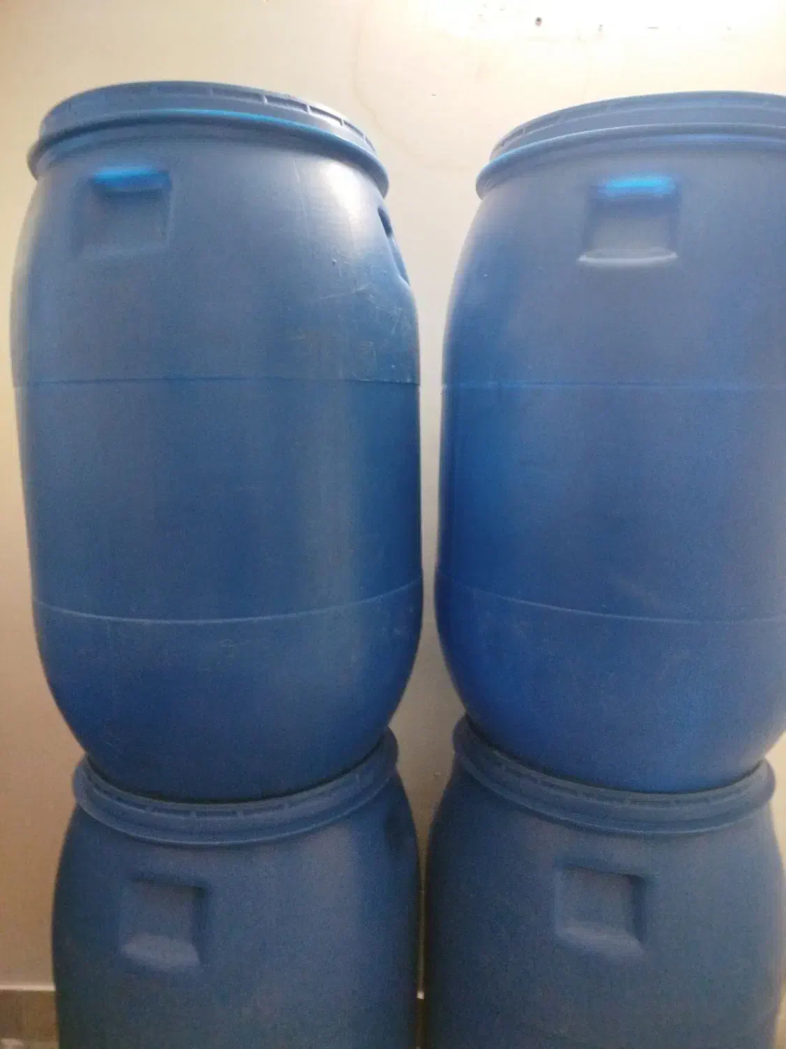 بشکه 220لیتری خارجی|ظروف نگهدارنده، پلاستیکی، یک‌بارمصرف|بم, |دیوار