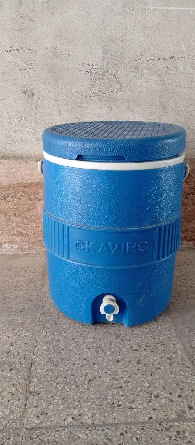 کلمن آب بیست لیتری سالم درحدنو|ظروف نگهدارنده، پلاستیکی، یک‌بارمصرف|اسلام‌شهر, شهرک قائمیه|دیوار