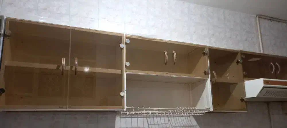 کابینت فلزی و شیشه ای دست دوم|حراج|بروجن, |دیوار