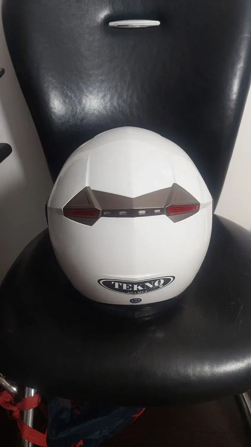 کلاه کاسکت نو نو|لباس|قرچک, شهرک گلها|دیوار