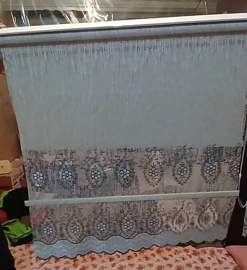 دوعدد پرده تمیز ودر حد نو|پرده، رانر، رومیزی|مشهد, مصلی (کارمندان اول)|دیوار