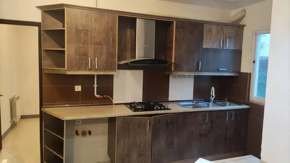 کابینت و هود آشپزخانه تمیز در حد نو|مصالح و تجهیزات ساختمان|رشت, ساغری سازان|دیوار