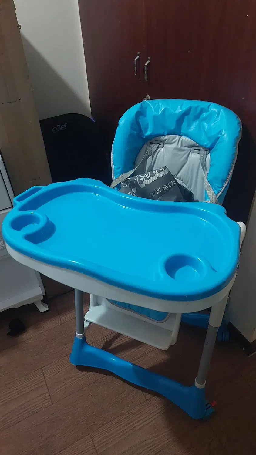 صندلی غذای کودک|تخت و صندلی بچه|تهران, امام زاده عبدالله|دیوار