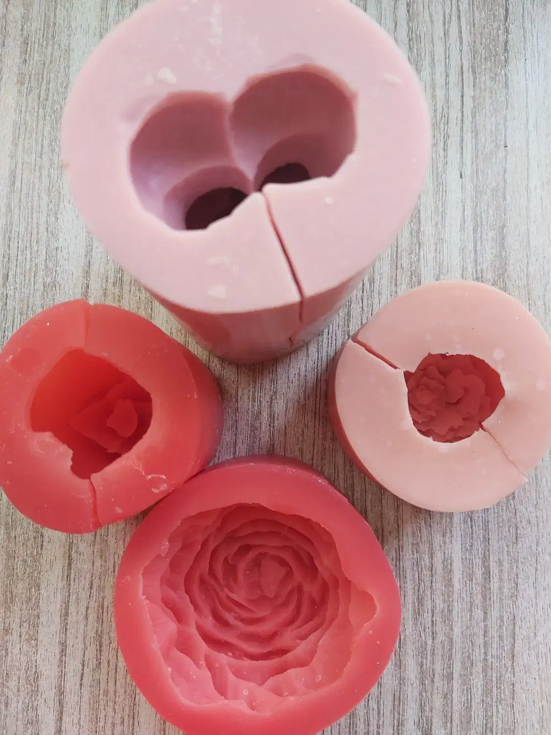 ۳۰ عدد رنگ مکعبی و چند عدد قالب|صنایع دستی و سایر لوازم تزئینی|اسلامشهر, شهرک سعیدیه|دیوار