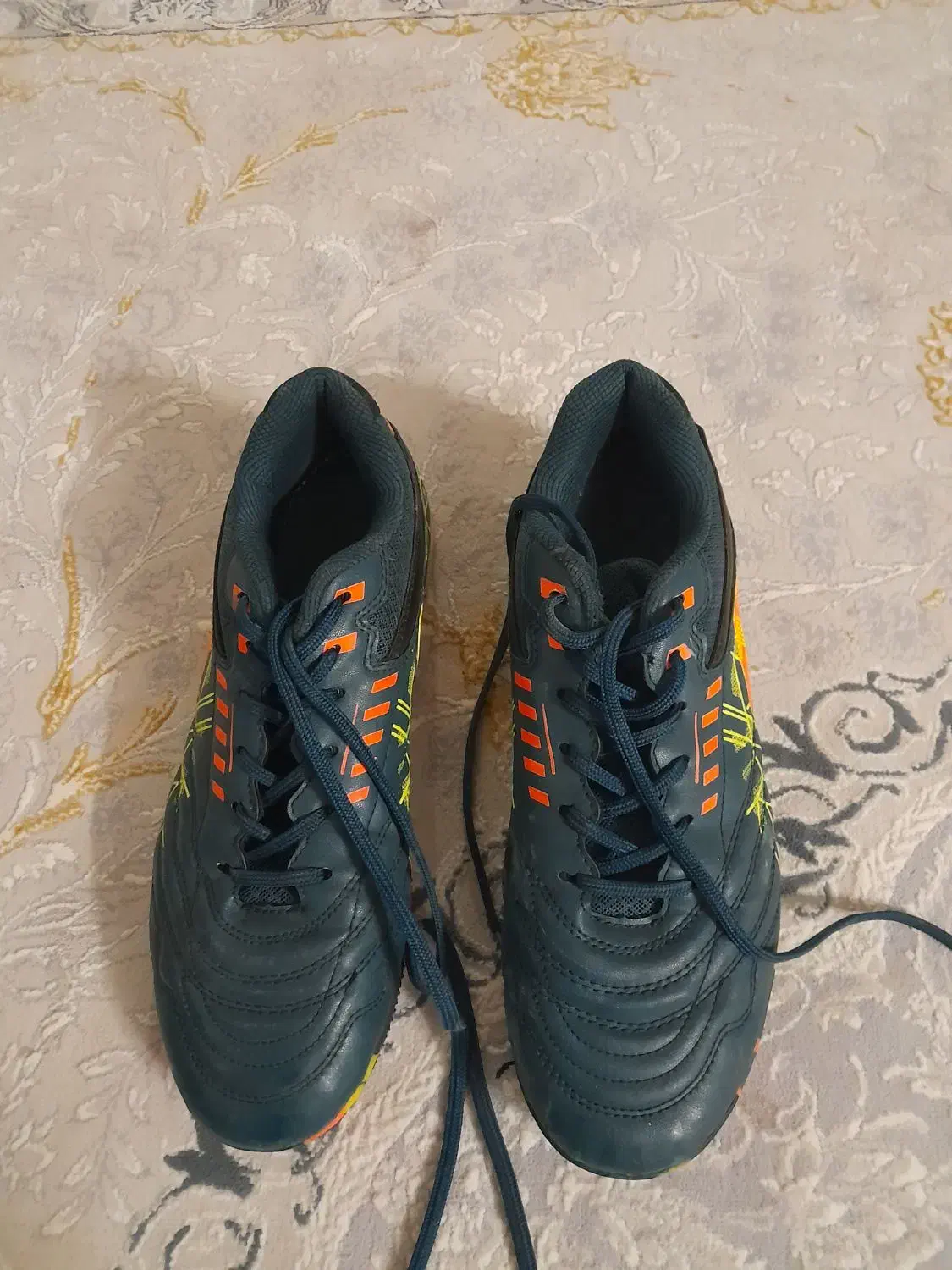 کفش سالن|تجهیزات ورزشی|شیراز, کوشک میدان|دیوار