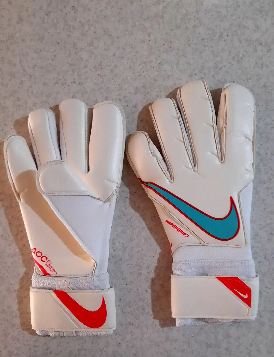 دستکش دروازه بانی اورجینال حرفه ای نایک سایز ۹|ورزشهای توپی|آبیک, |دیوار