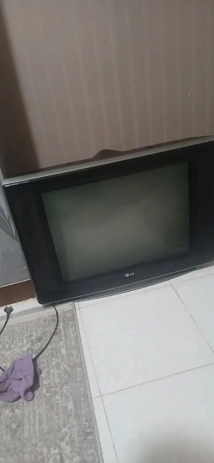 تلویزیون  ال جی ۳۲ اینچ|تلویزیون و پروژکتور|اهواز, کوروش|دیوار