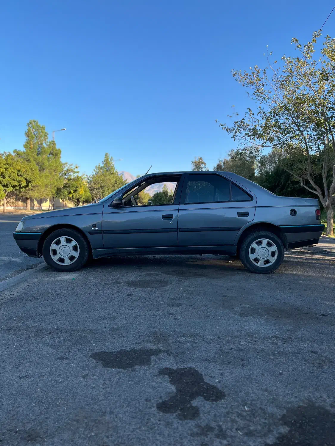 پژو۴۰۵|خودرو سواری و وانت|هادی شهر, |دیوار