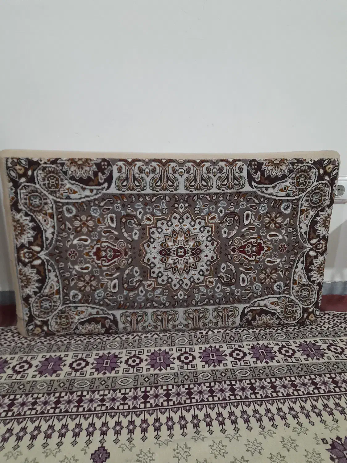 پشتی 4عدد سالم|پشتی|کرج, اسدآباد|دیوار