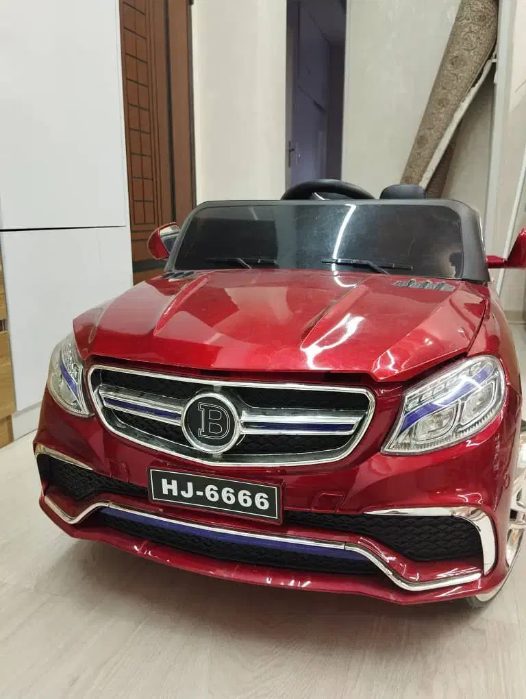 ماشین شارژی کاملا نو سه۳ موتوره|اسباببازی|خوی, |دیوار