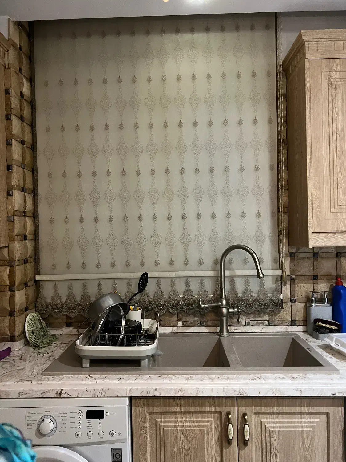 پرده آشپزخانه دو مکانیزم زبرا سالم|پرده، رانر، رومیزی|تهران, تهرانسر شرقی|دیوار