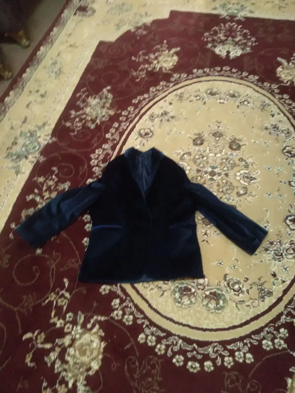 سلام    کت  اسپرت   تک   نو   مخمل|لباس|صومعه‌سرا, |دیوار