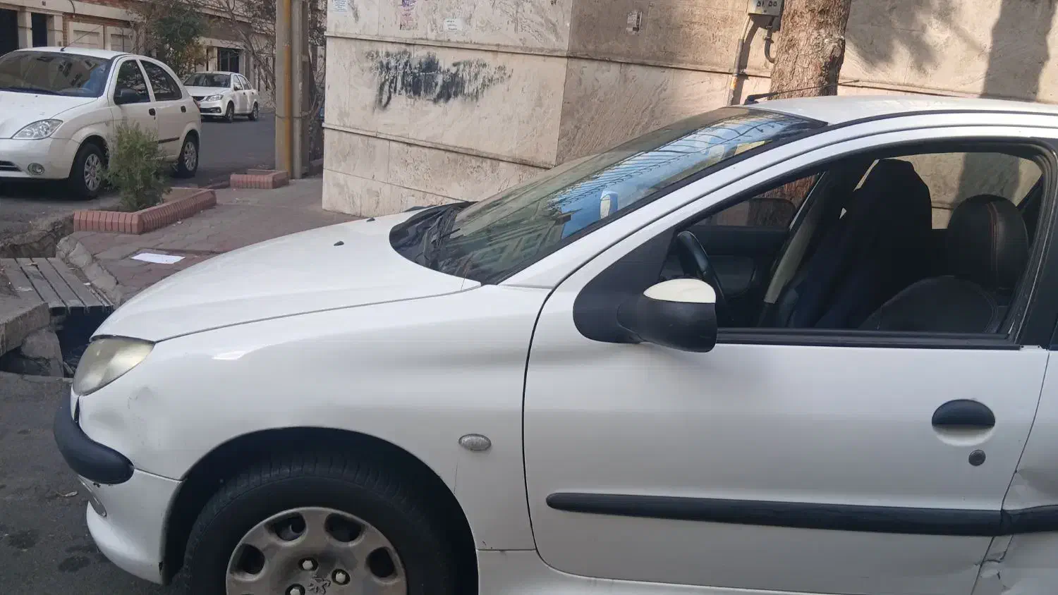 پژو۲۰۶ صندوقدار ۹۰اتومات|خودرو سواری و وانت|تهران, تهرانپارس غربی|دیوار