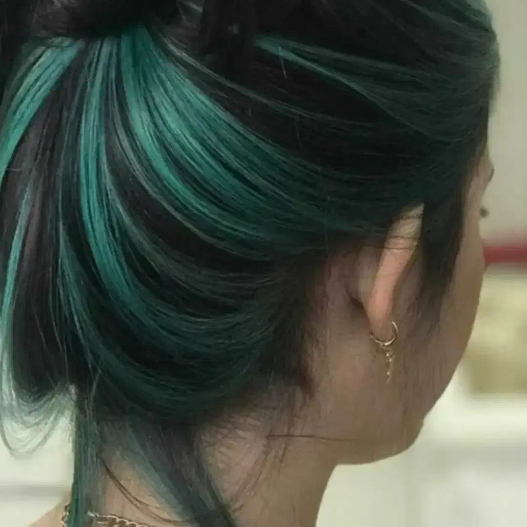 خدمات رنگ ومش ، کراتین وپروتین مو|خدمات آرایشگری و زیبایی|گرگان, |دیوار