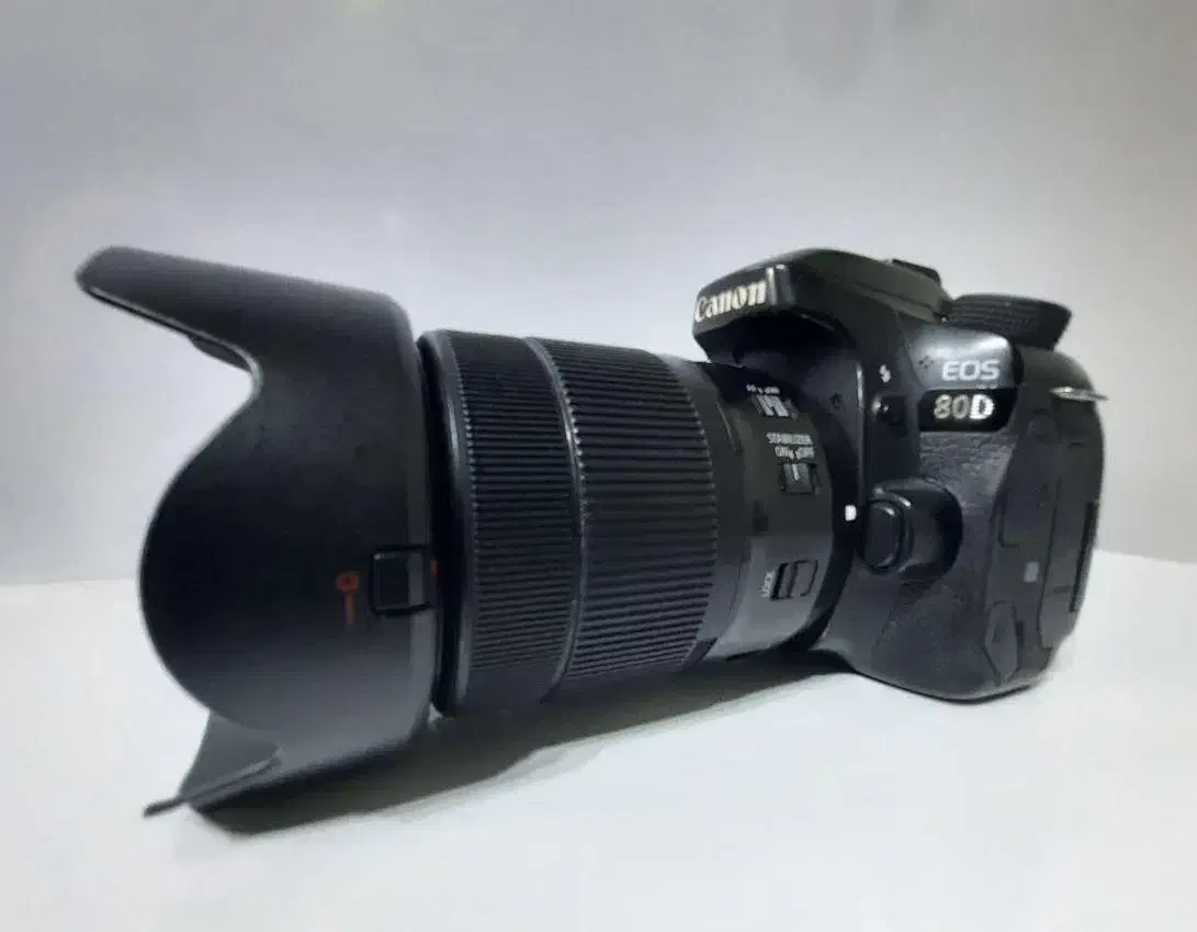 فروش فوری canon 80d|دوربین عکاسی و فیلم‌برداری|قائم‌شهر, |دیوار