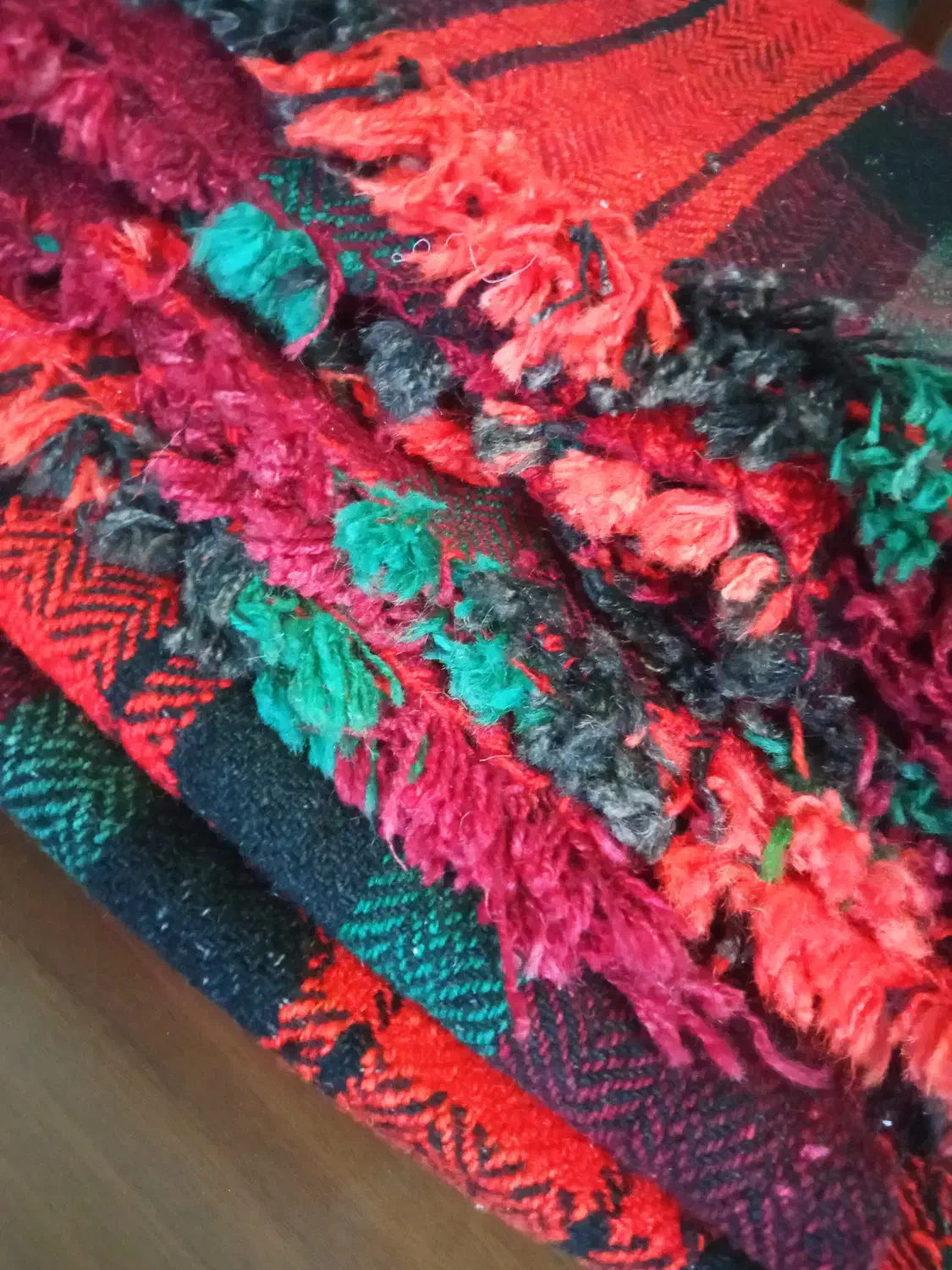 یک جفت  موج پشمی قدیمی.کار دست|گلیم، جاجیم، گبه|کرمانشاه, |دیوار