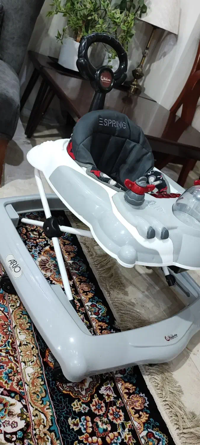 روروئک بسیار تمیز|اسباب و اثاث بچه|فردیس, شهرک ناز|دیوار