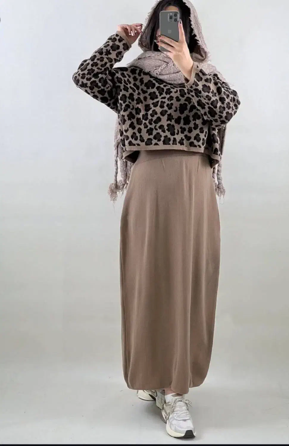 سارافون و بافت پلنگی|لباس|بیرجند, |دیوار