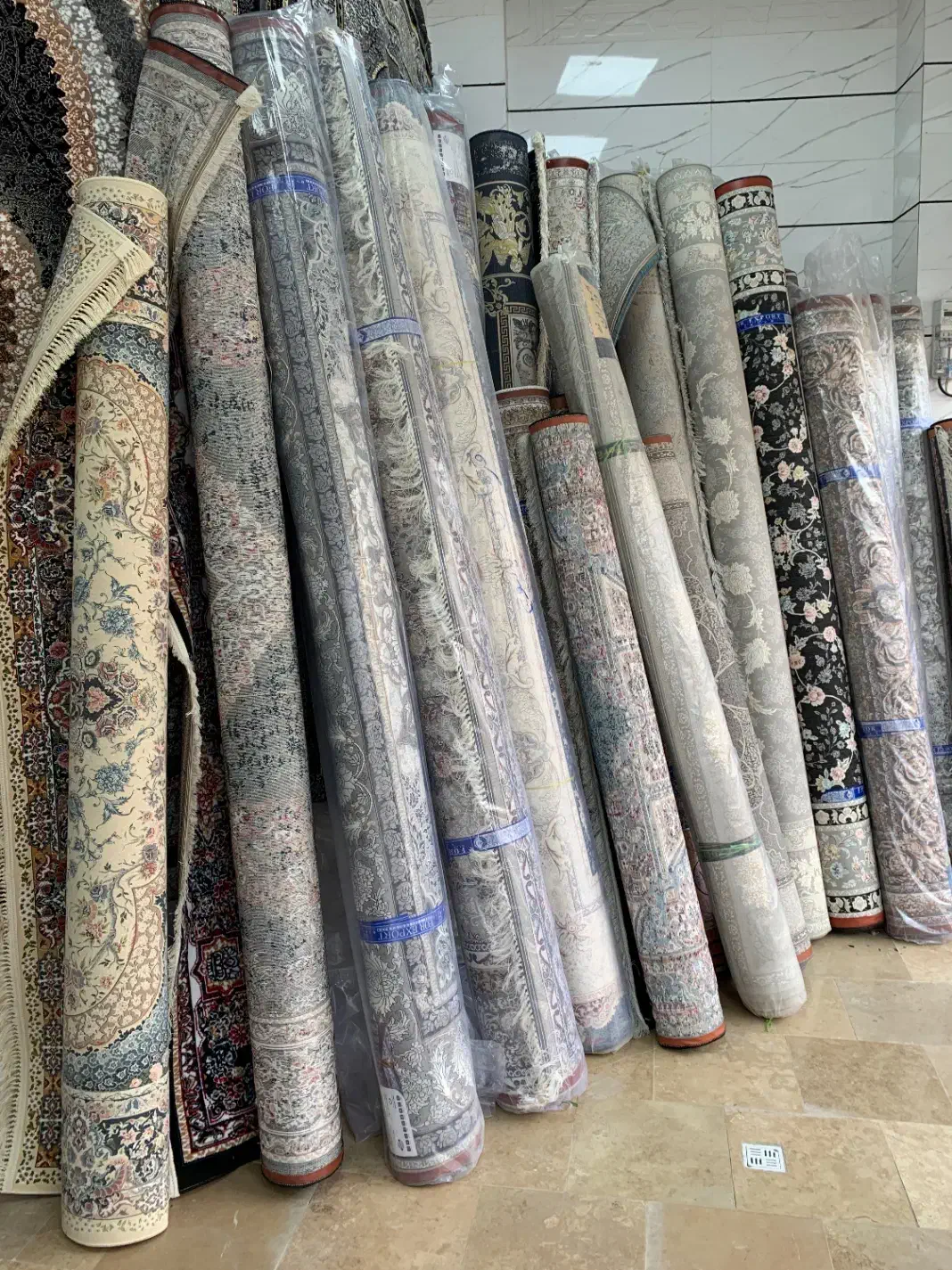 ارزانسرای فرهادی|فرش|قزوین, |دیوار