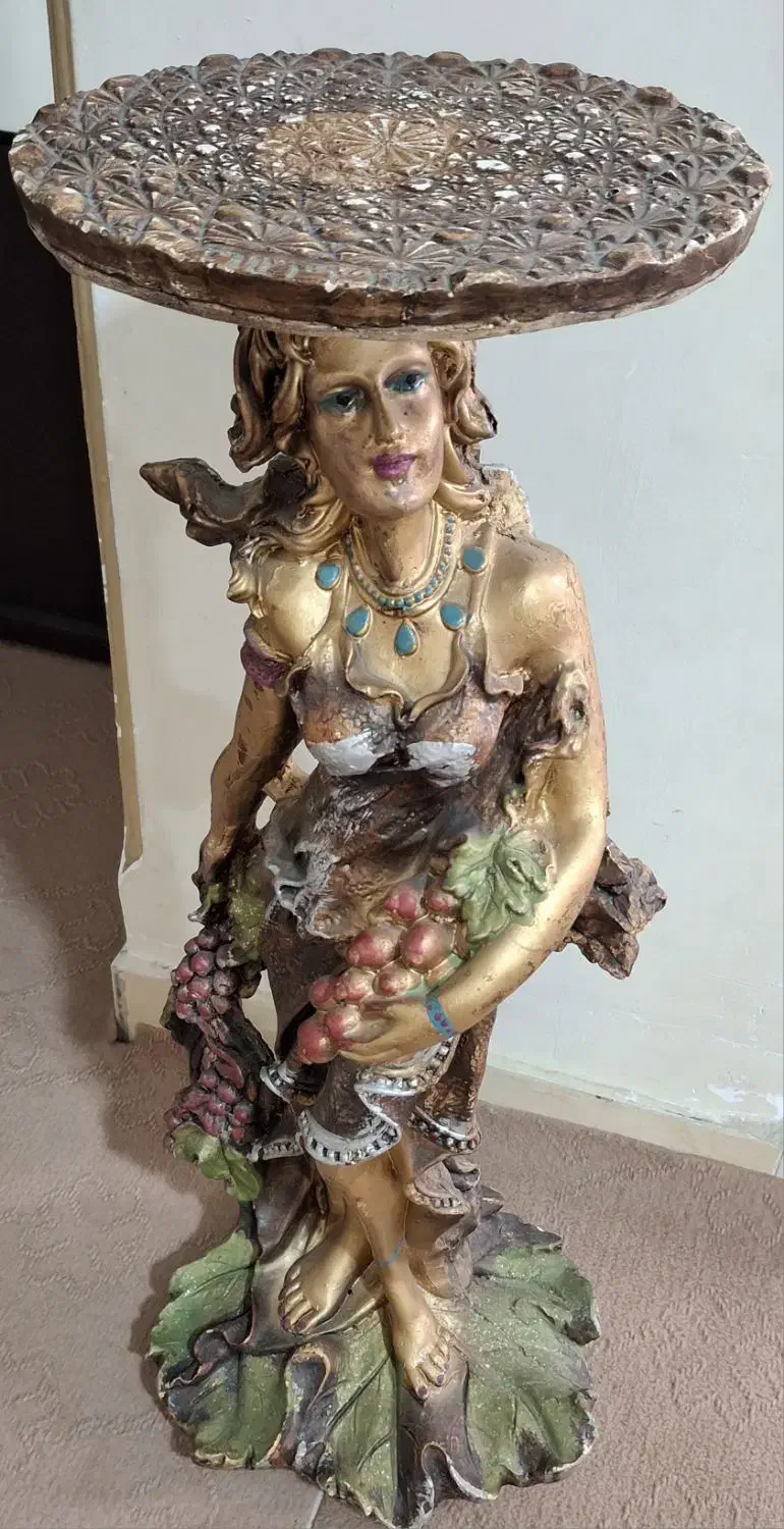 مجسمه|مجسمه، تندیس، ماکت|سمنان, |دیوار