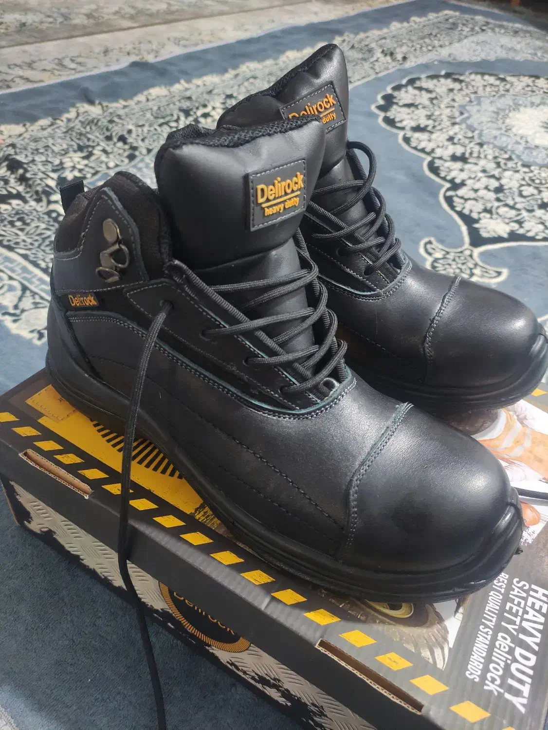 کفش ایمنی|کیف، کفش، کمربند|بندر کنگان, |دیوار