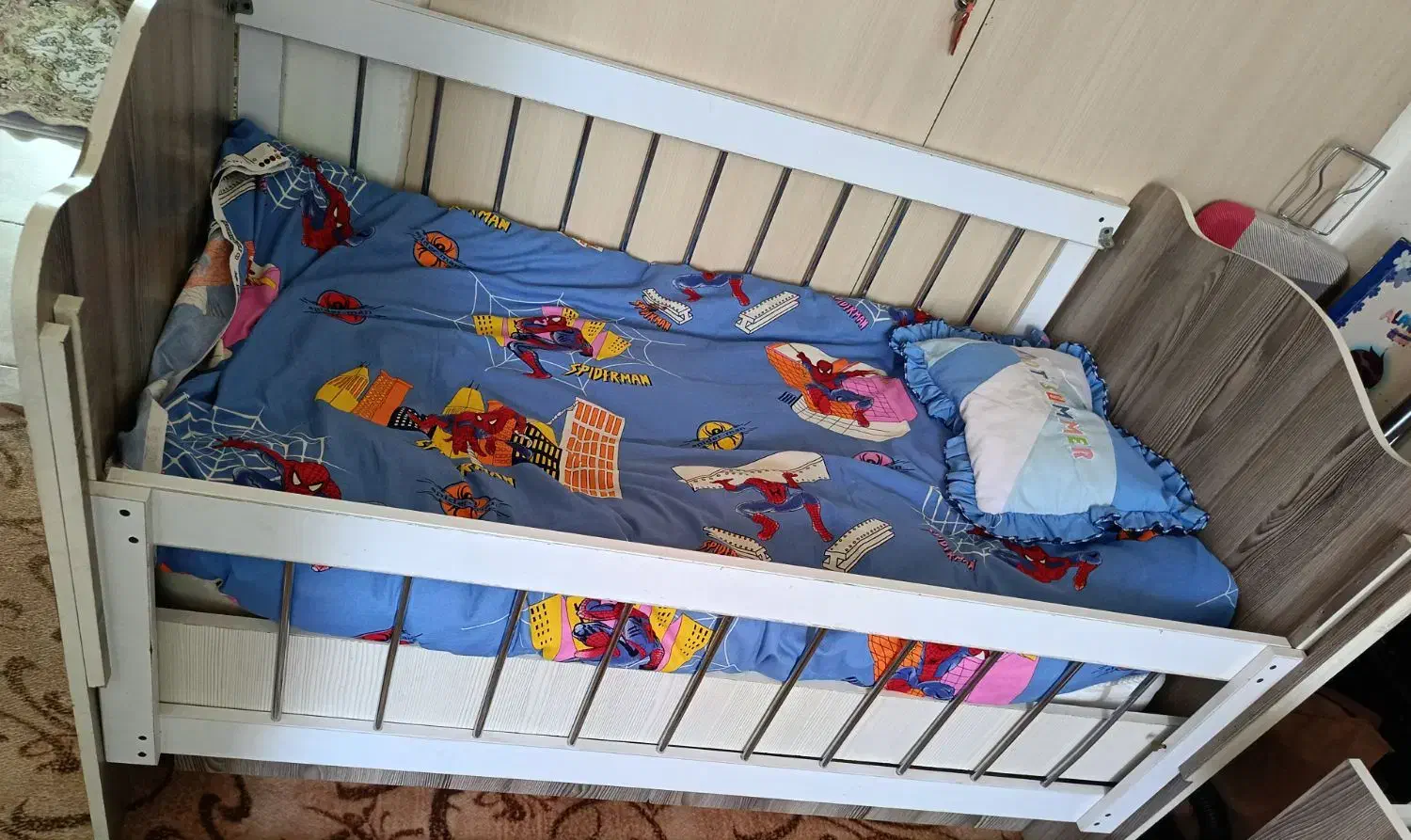 تخت کودک قابلیت گهواره ای همراه با تشک|تخت و سرویس خواب|کهریزک, |دیوار