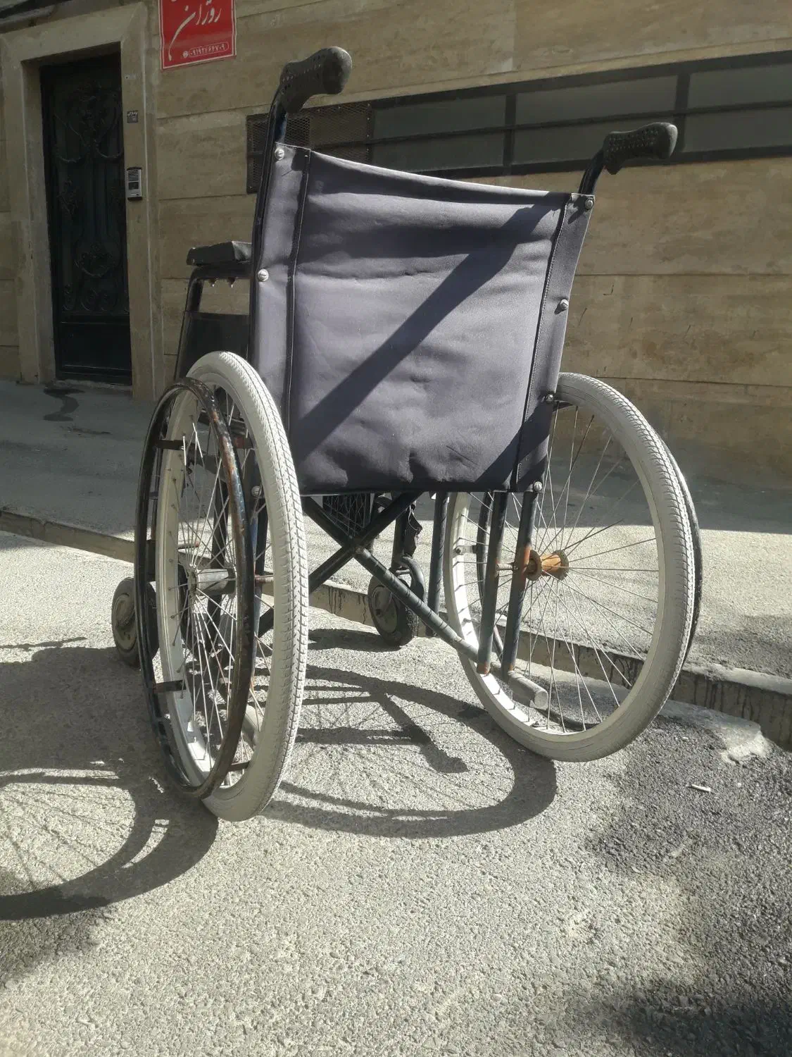 ویلچر تمیز و سالم|کالسکه و لوازم جانبی|قرچک, باقرآباد|دیوار