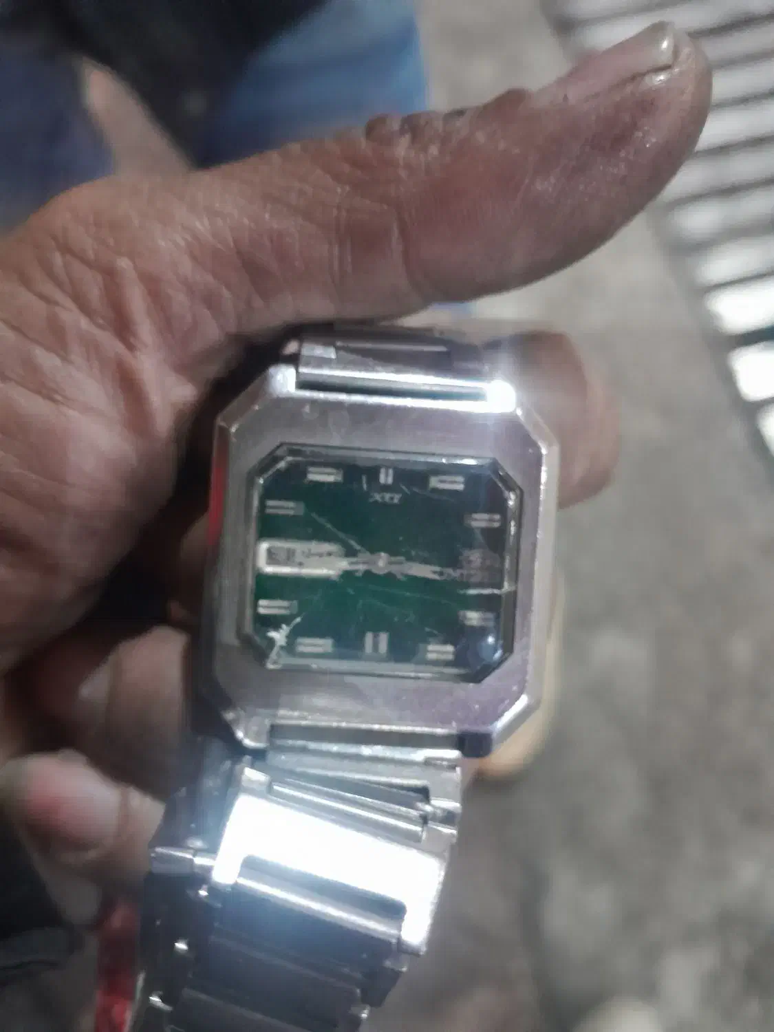 ساعت سکو اصل|ساعت|سمنان, |دیوار