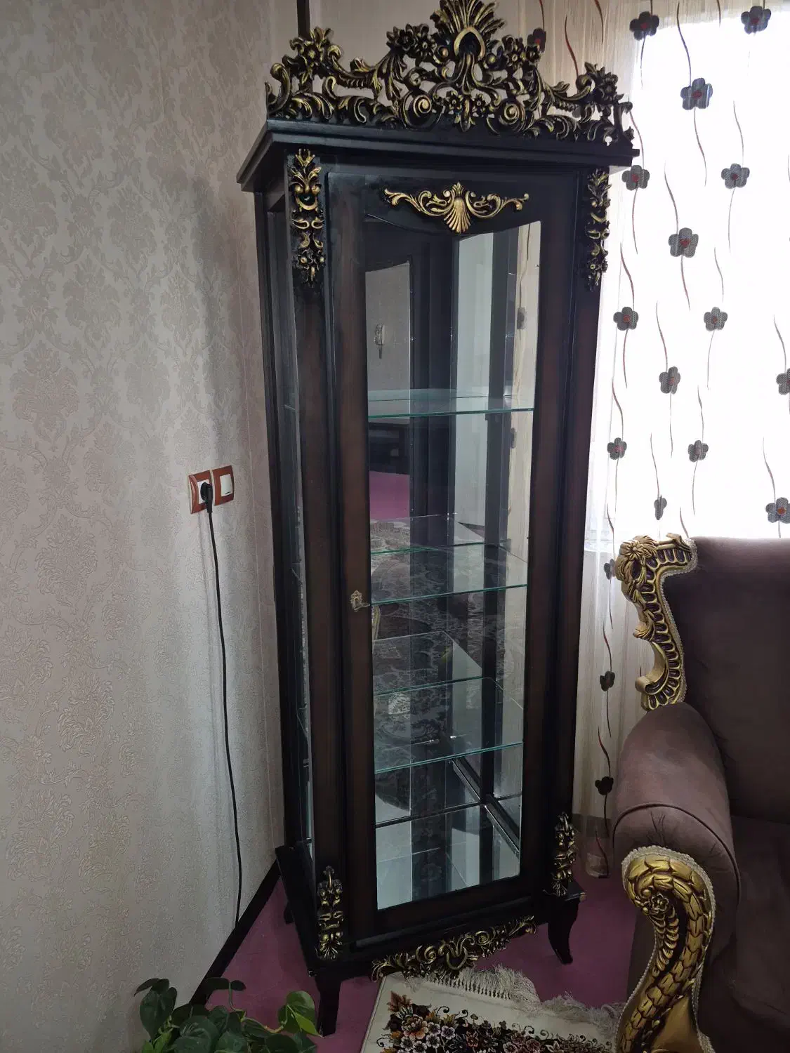 فروش بوفه ویترین چوبی در حد نو|بوفه، ویترین، کنسول|سمنان, |دیوار