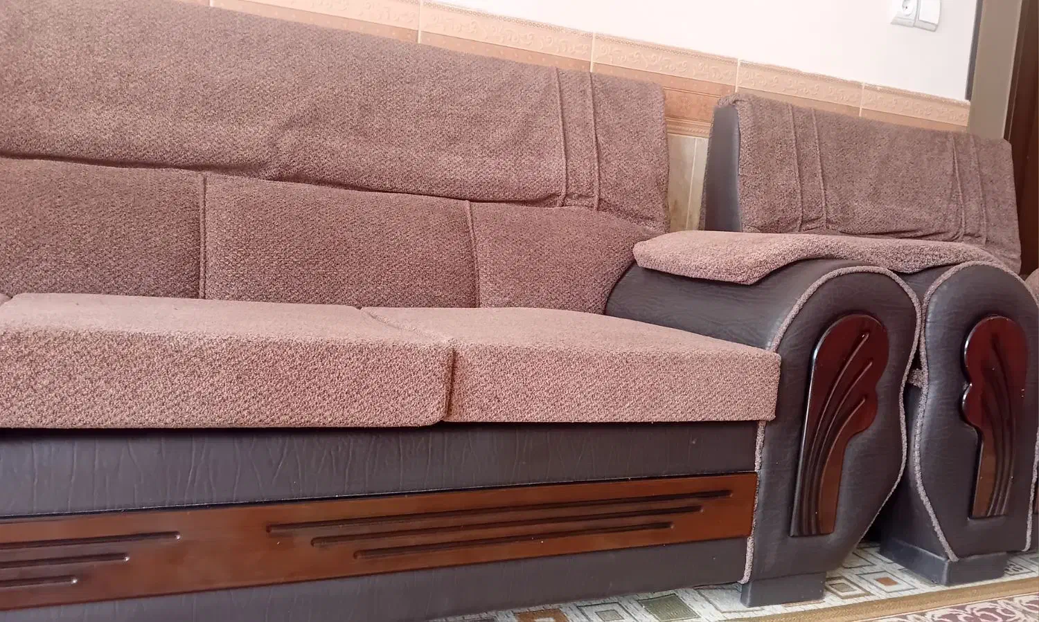 مبل وعسلی|مبلمان خانگی و میز عسلی|شاهین‌شهر, فیض|دیوار