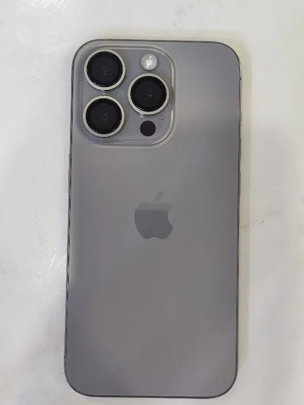 ایفون ۱۵پرو iphone 15pro ریجستر شده|موبایل|تهران, صد دستگاه|دیوار