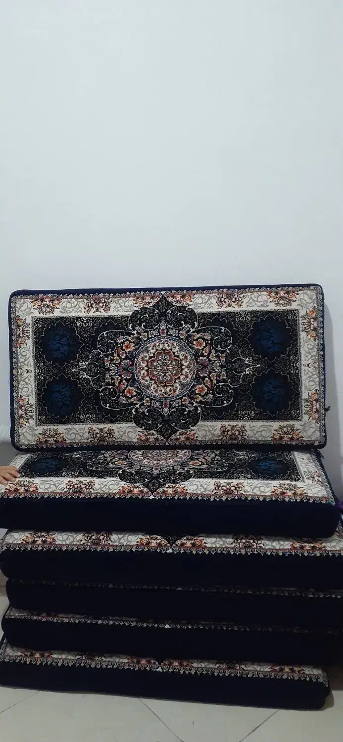 پشتی کاملا سالم و نو/طرح جدید،بدون ایراد|پشتی|مشکین‌دشت, |دیوار