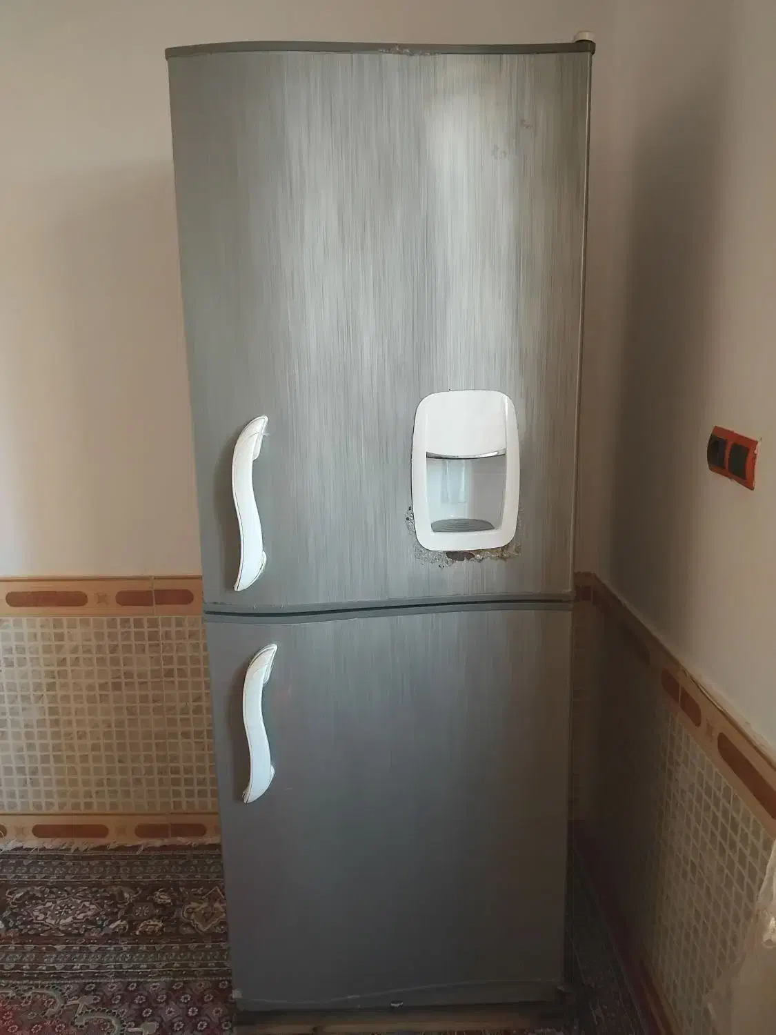 یخچال|یخچال و فریزر|باخزر, |دیوار