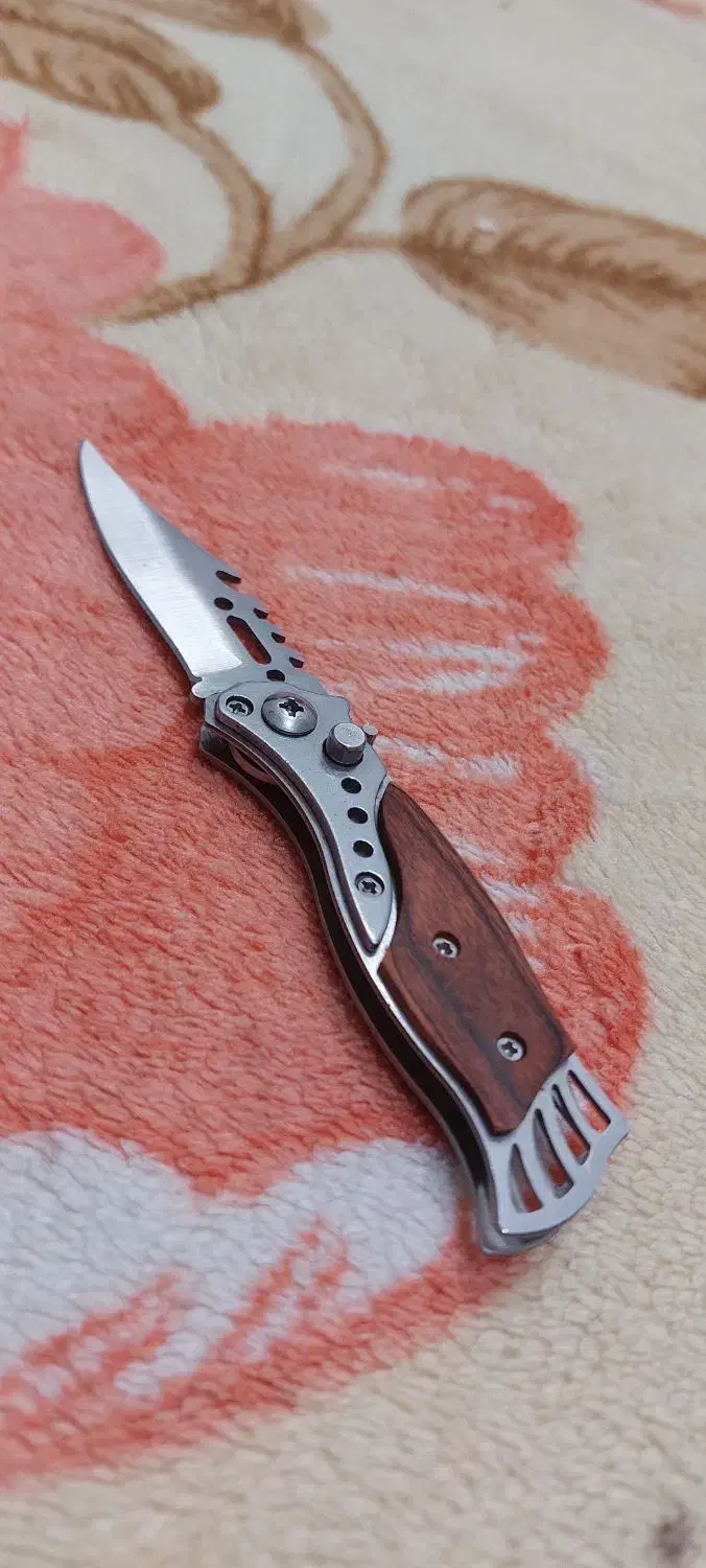 چاقو|کلکسیون و سرگرمی|تربت‌حیدریه, کلاته توکلی|دیوار