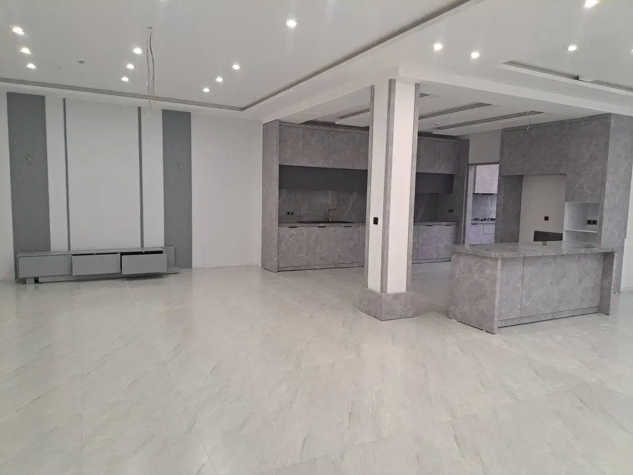 بین هاشمیه و فکوری-۲۵۰متر نوساز(مناسب خاص پسندان)|اجارهٔ آپارتمان|مشهد, نیروی هوایی|دیوار