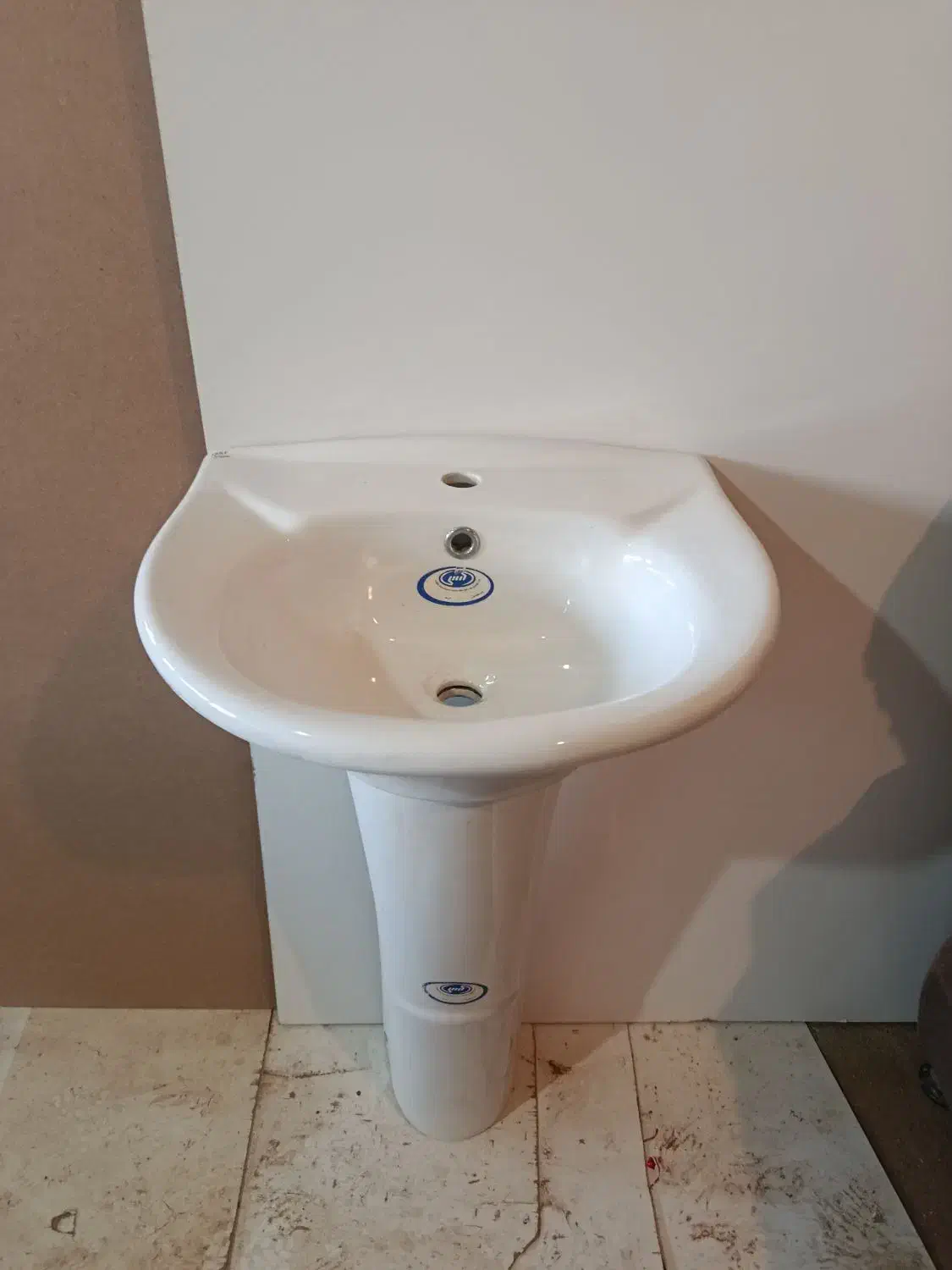 روشویی|لوازم سرویس بهداشتی|ارومیه, |دیوار