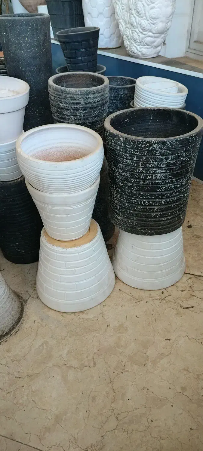 گلدان سفالی و سرامیکی از 20 تا 60 هزار تومان نو|گل و گیاه طبیعی|نیشابور, فردوس شمالی|دیوار