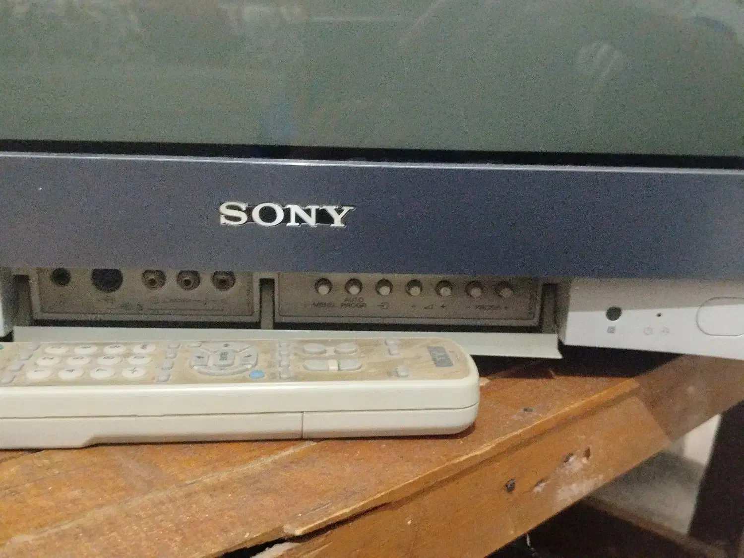 تلویزیون سونی ۲۵اینچ|تلویزیون و پروژکتور|رشت, فلسطین|دیوار