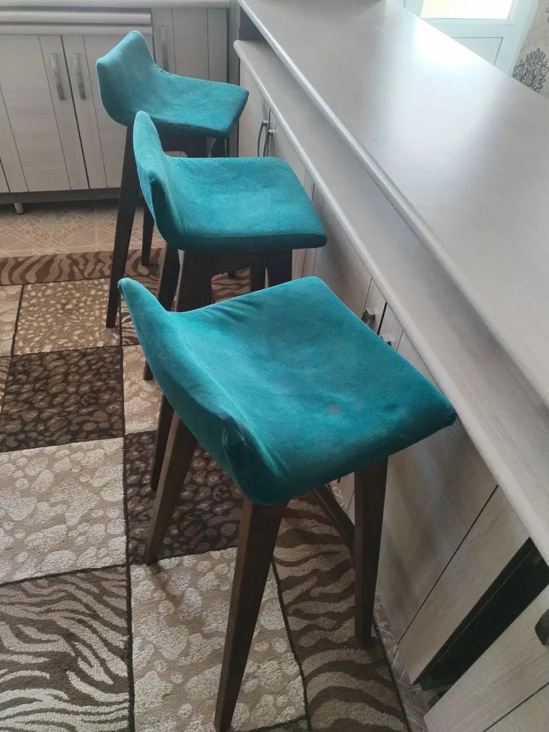 صندلی چوبی اپنی|صندلی و نیمکت|تربت‌حیدریه, مظفریه|دیوار