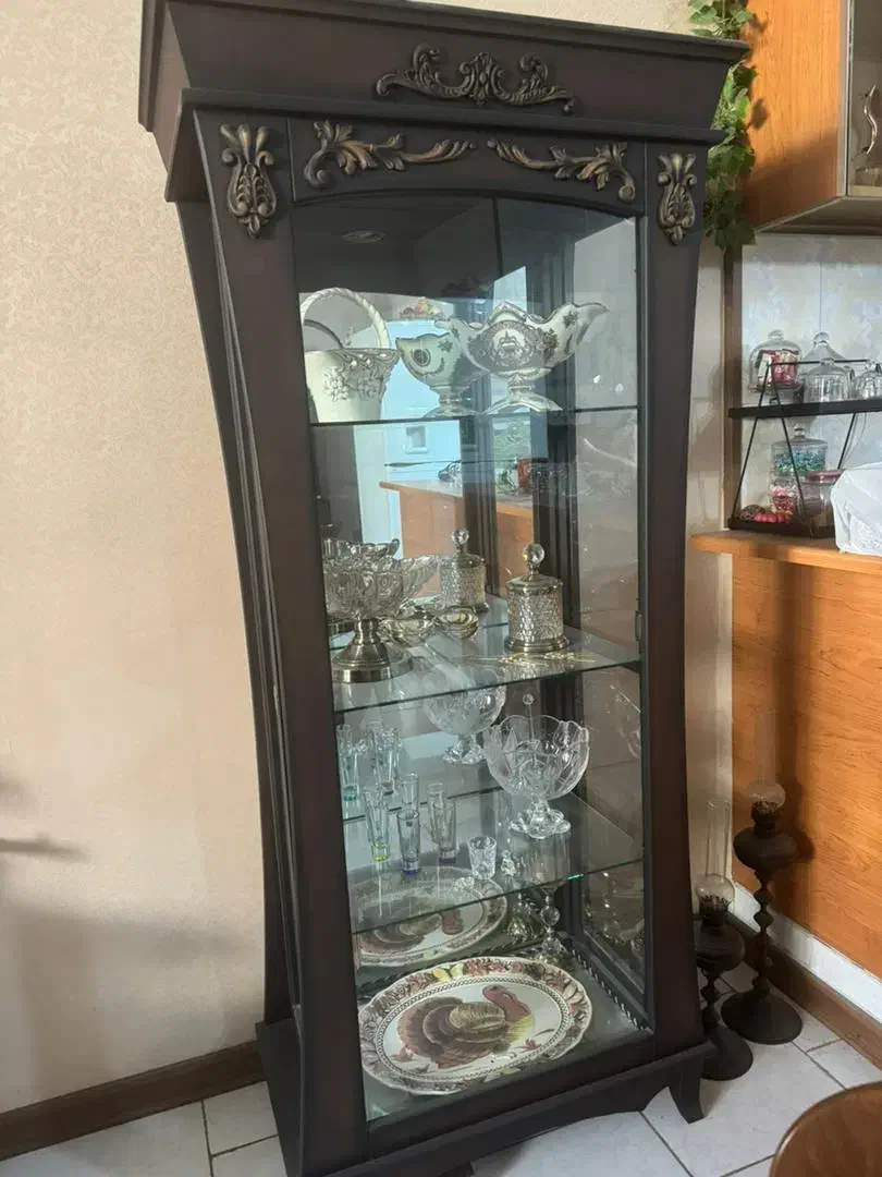 ویترین/ شیک/ در حد نو|بوفه، ویترین، کنسول|شیراز, شهرک سراج‎|دیوار