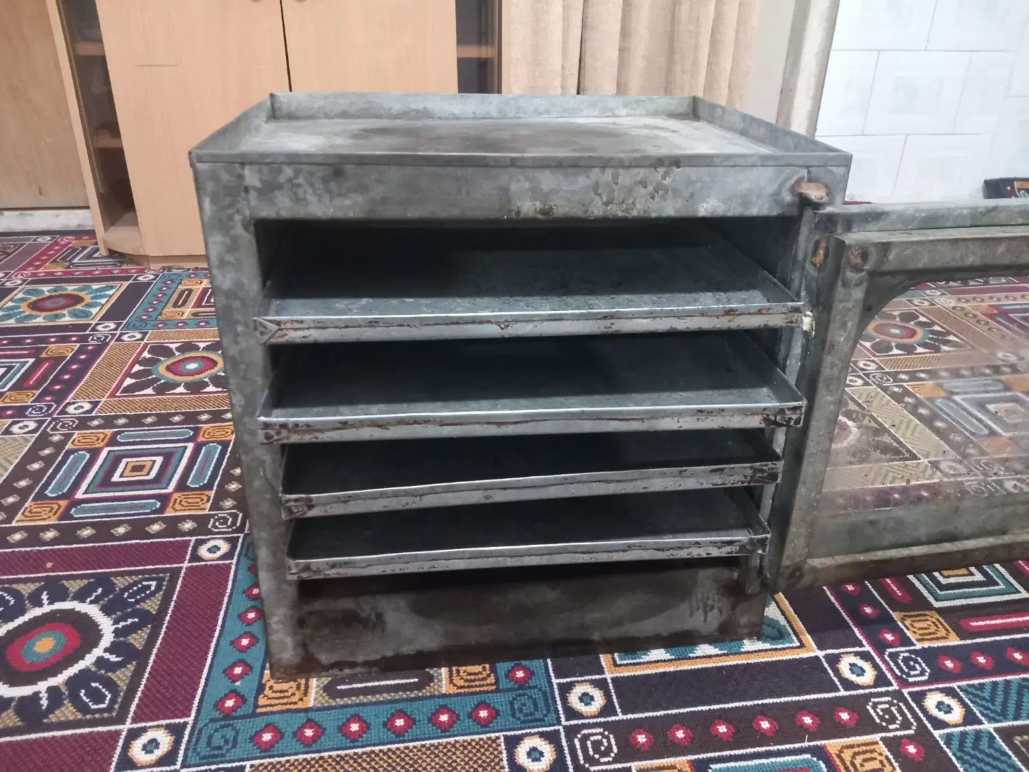 فر وکابینت|آب‌چکان و نظم‌دهنده ظروف|سبزوار, هفت تیر|دیوار