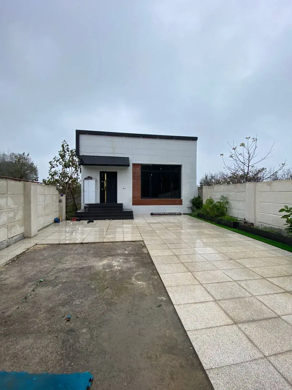 ویلای مدرن 250 متری با استخر نزدیک خشکبیجار|فروش خانه و ویلا|خشکبیجار, |دیوار